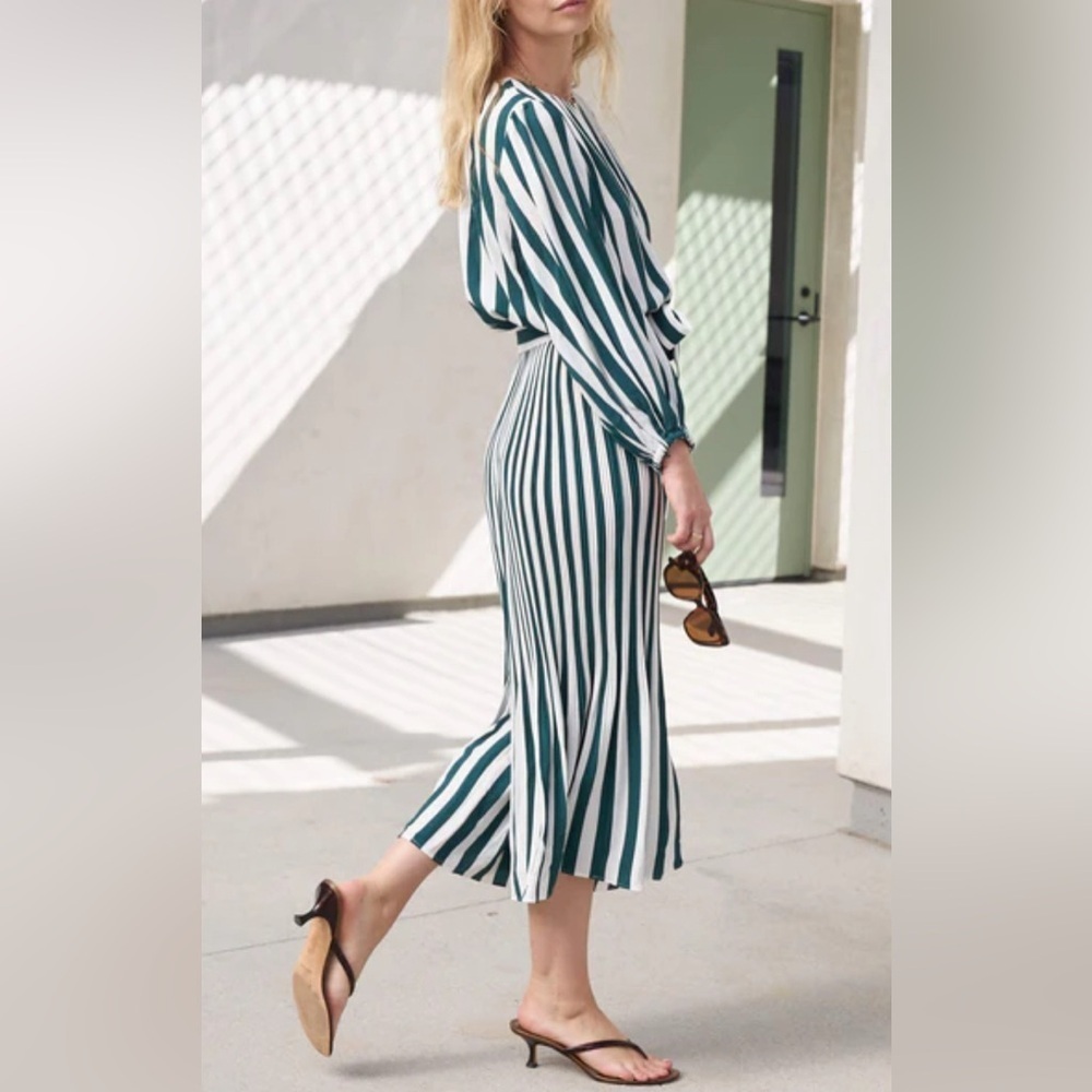 NWOT AYR The Who's She Green Regatta Stripe Pleated Midi Dress Size Xs